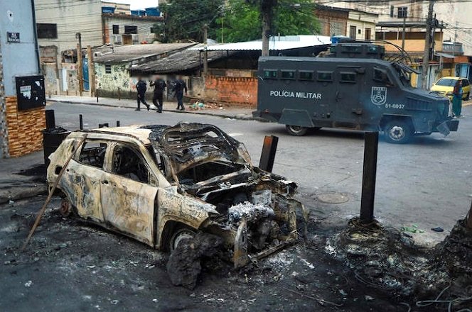 O dia em que o Rio virou cenário de guerra com drones, bombas, fuzis e helicópteros; veja o vídeo