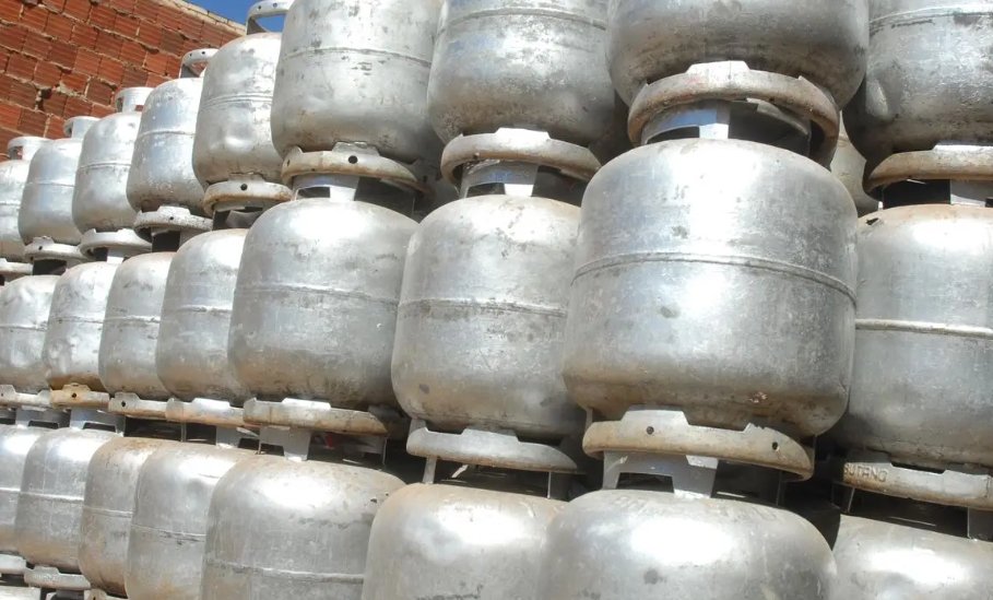 Governo tenta barra proposta que prevê venda fracionada de gás de botijão